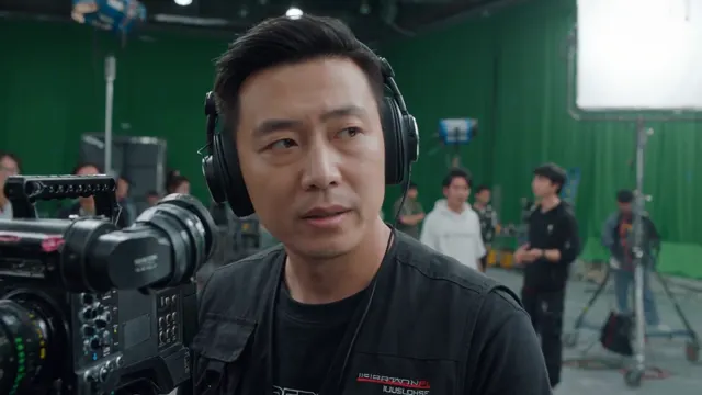 Director and actor in a single take